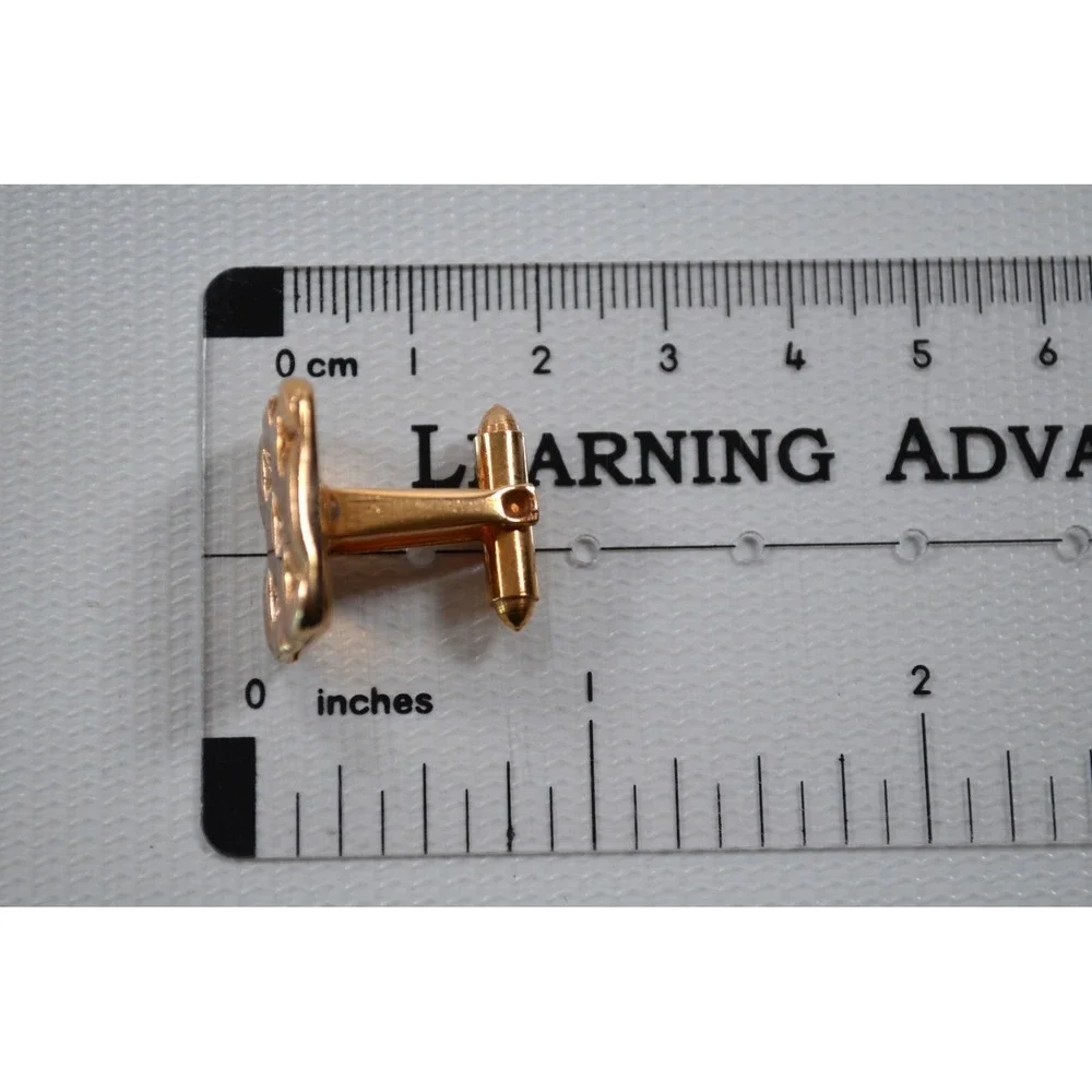 Vintage Men's Gold Toned Cuff Links Woven Pattern .75